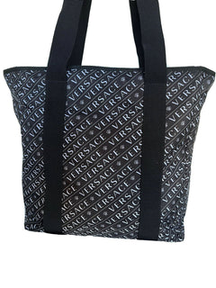 Neue leichte Versace-Tragetasche aus Nylon in Schwarz und Weiß mit Logo, hergestellt in Italien, DFB8121
