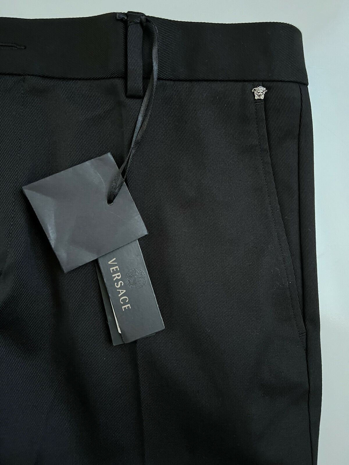 Мужские черные брюки Versace NWT 550 долларов США (52 евро), производство Италия A79901