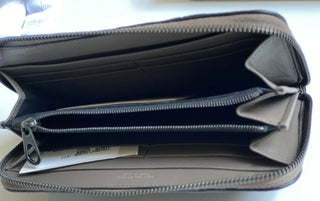 Neu mit Etikett: 850 $ Bottega Veneta Reißverschluss-Geldbörse aus Straußen- und Hirschleder in Grau/Blau 344679 