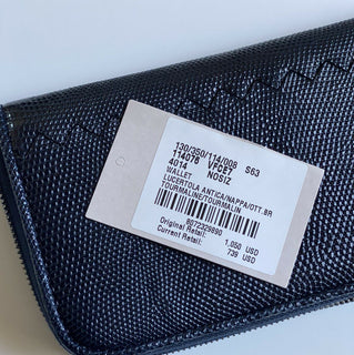Neu mit Etikett: 1050 $ Bottega Veneta Reißverschluss-Geldbörse aus poliertem Eidechsenleder in Dunkelblau 114076 