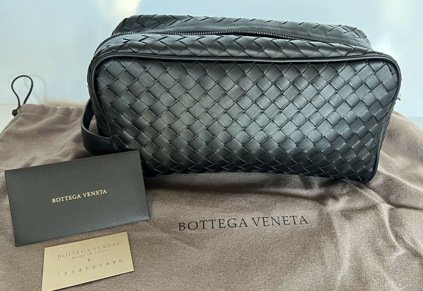 NWT 830 $ Bottega Veneta Black Intrecciato Kulturbeutel 244706 Italien 