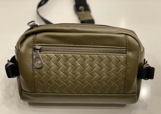 NWT Bottega Veneta Intrecciato Dunkelgrüne Gürteltasche Taillentasche Body Bag 624021 