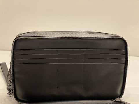 NWT $1550 Bottega Veneta Intrecciato Leather Zip-around Wristlet Black 551814