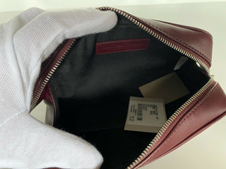 Neu mit Etikett: 1020 $ Bottega Veneta Leder Bordeaux Kleiner Kulturbeutel 575557 Italien 