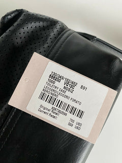 Neu mit Etikett: 790 $ Bottega Veneta Schwarzer perforierter Kulturbeutel 566200 Italien