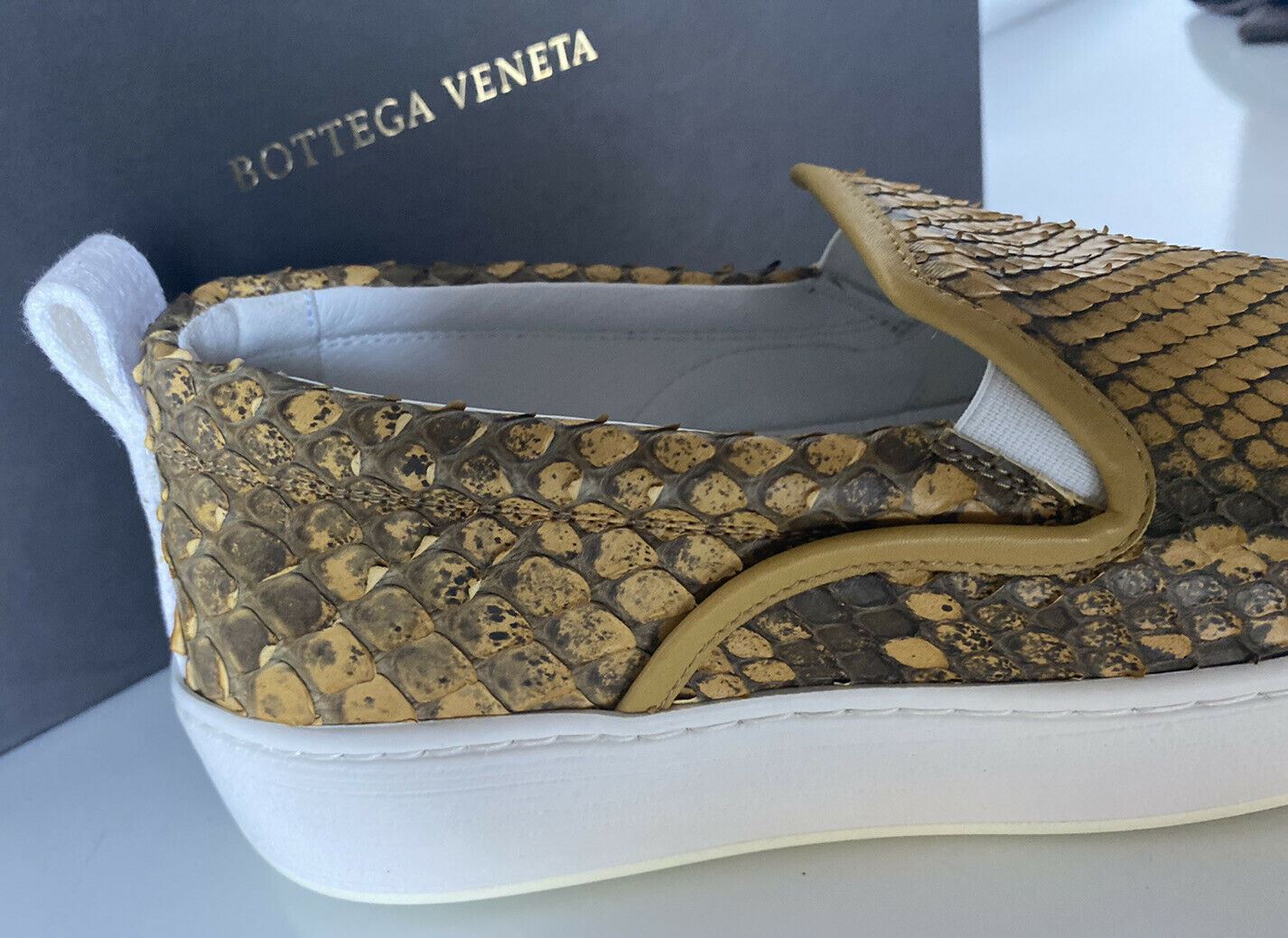 NIB $870 Bottega Veneta Python Skin Platform Sneakers 8.5 US (38.5 Euro) 579405