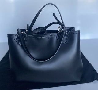 NWT 675 $ Emporio Armani schwarze Ledertasche, hergestellt in Italien Y3D050