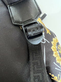NWT 1150 $ Versace Barocco Signature bedruckter Nylonrucksack, hergestellt in Italien 1002886