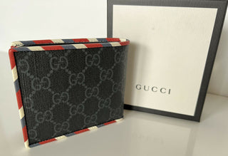 Neue Gucci GG Tiger Night Courier Bifold Canvas Schwarze Geldbörse Italien 496333 