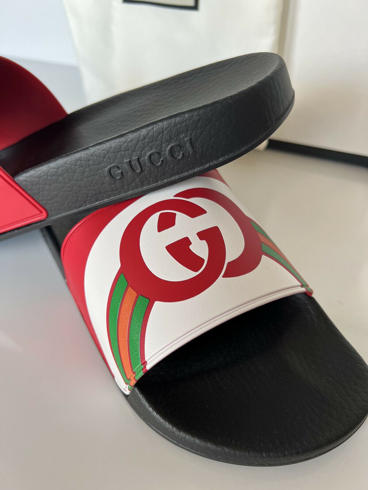 NIB Gucci Mens GG Rubber Rainbow Sandals 9.5 US (Gucci 9) Italy 548703