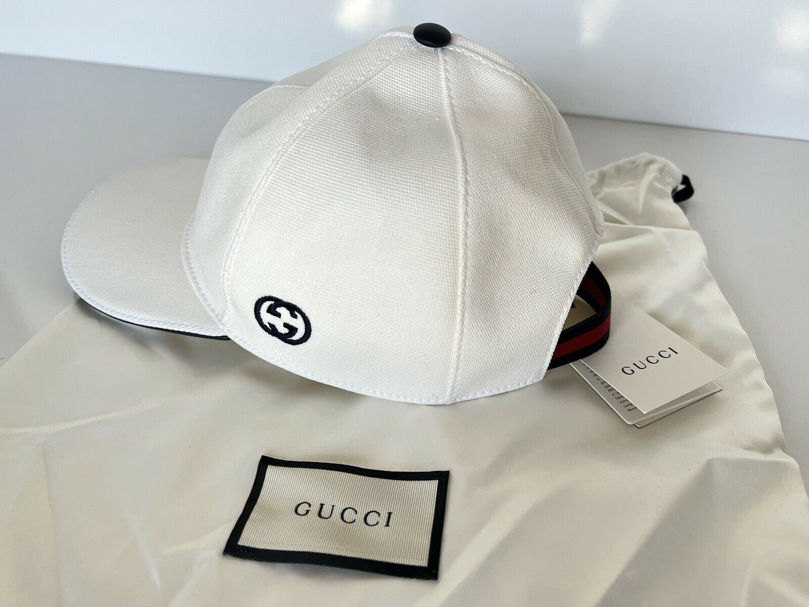 NWT Gucci Unisex White Cotton Elastic Hat Medium (58 cm) Made in Italy 387554