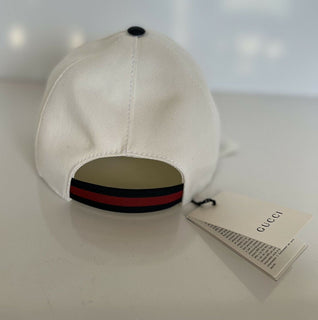 Neu mit Etikett: Gucci Unisex-Mütze aus weißer, elastischer Baumwolle, Größe M (58 cm), hergestellt in Italien, 387554 