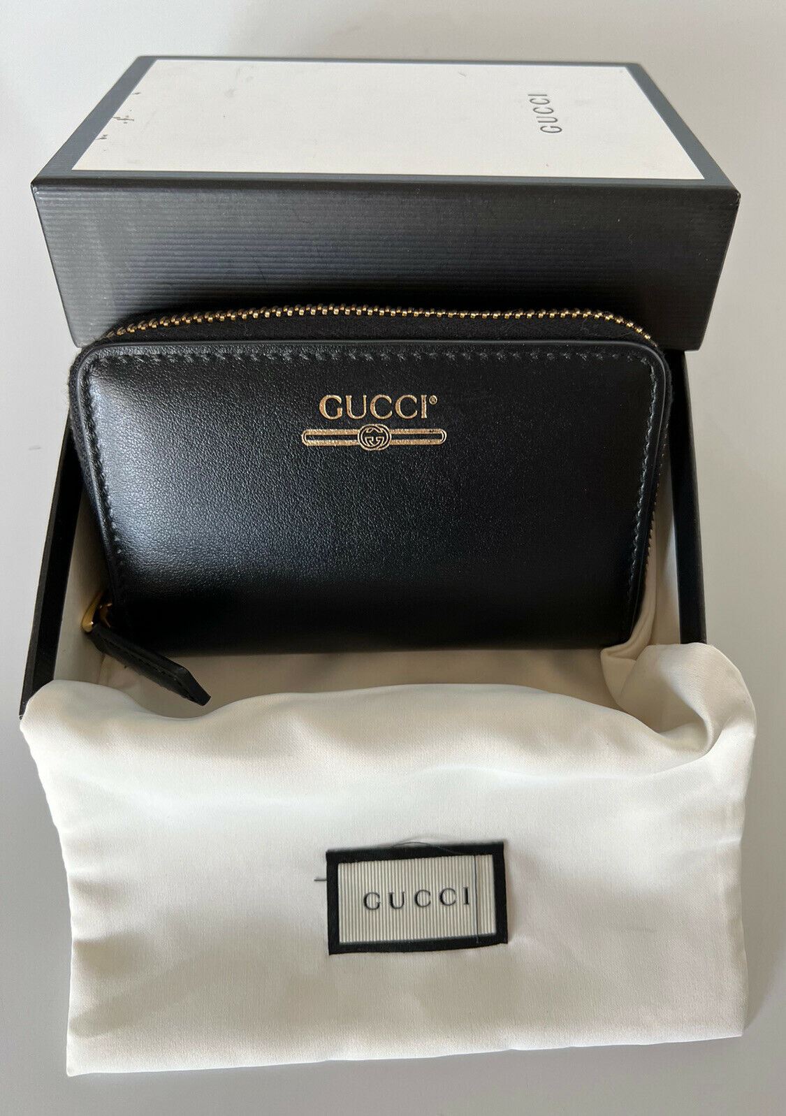 Neu mit Etikett: Gucci G Web Gucci Print Kartenetui mit umlaufendem Reißverschluss, hergestellt in Italien, 547597 