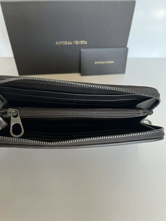 Neu mit Etikett: 800 $ Bottega Veneta Intrecciato Reißverschluss Kalbsleder-Geldbörse Espresso 510643 