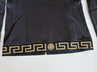 Neu mit Etikett: 625 $ Versace Damen-Sweatshirt-Kapuzenjacke mit Reißverschluss vorne in Schwarz 1 (XS) Italien