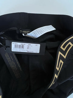 Neu mit Etikett: Schwarze Herren-Trainingshose mit Medusa und Greca-Bordüre von Versace, Größe 7 (XL), Italien 15011 