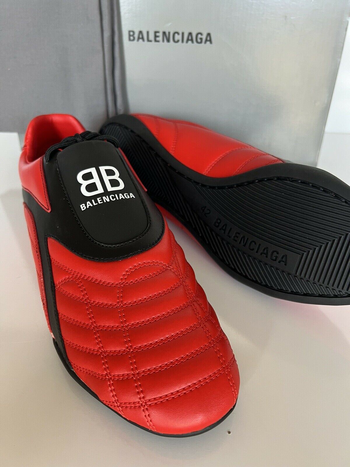 NIB $550 Balenciaga Men's Red/Black Zen Sneakers 9 US (42 Euro) 617540
