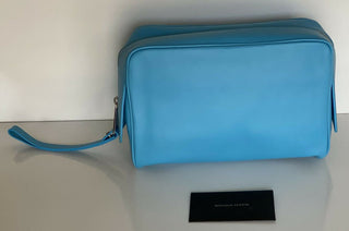 NWT 1280 $ Bottega Veneta Leder Sky Blue Medium Kulturbeutel 575555 IT 