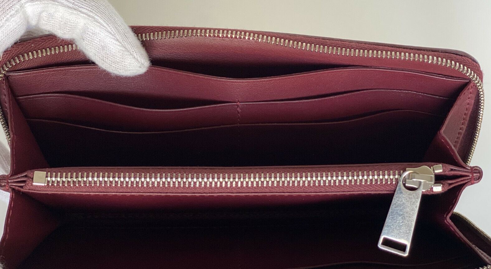 NWT $720 Кожаный кошелек Bottega Veneta Continental на молнии бордовый 573431 