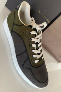 NIB 650 $ Bottega Veneta Herren-Sneaker aus Segeltuch in Grau/Grün 9,5 US (42,5 Eu) 548834 