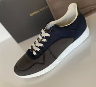 NIB 650 $ Bottega Veneta Herren-Sneaker aus Segeltuch in Grau/Blau 8,5 US (41,5 Eu) 548834 