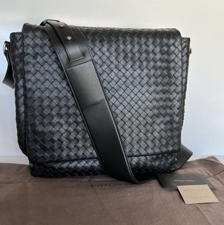 NWT 3000 $ Bottega Veneta Leder Intrecciato Schwarze Umhängetasche Italien 577538 