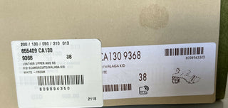 NIB $ 950 Gucci Damen-Ledersandalen mit kettenförmigem Absatz 8 US (38 Eu) IT 655409 