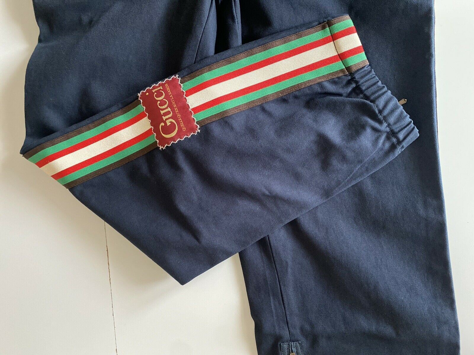 Neu mit Etikett: 1100 $ Gucci Military Cotton Herren-Jogginghose Nachtblau 32 US (48 Euro) 