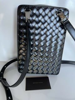 NWT 1990 $ Bottega Veneta Intrecciato Shiny Leather Black Umhängetasche 596730