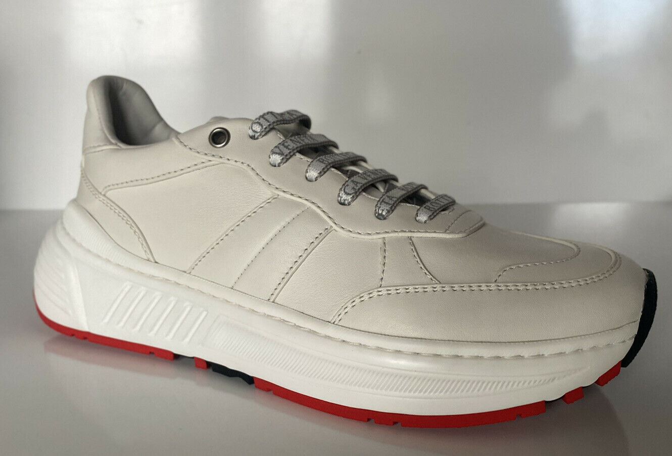 NIB 850 $ Bottega Veneta Damen-Sneakers aus weißem Kalbsleder 10 US (40 Eu) 565655 