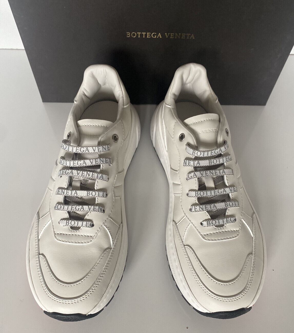 NIB $ 850 Bottega Veneta Herren-Sneakers aus weißem Kalbsleder 12 US (45 Eu) 565646 