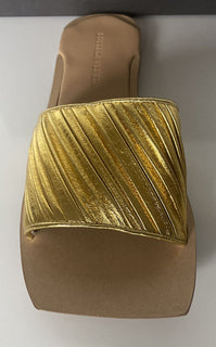 NIB 620 $ Bottega Veneta Damen-Slip-on-Ledersandalen in Gold 8 US (38 Eu) 578409 