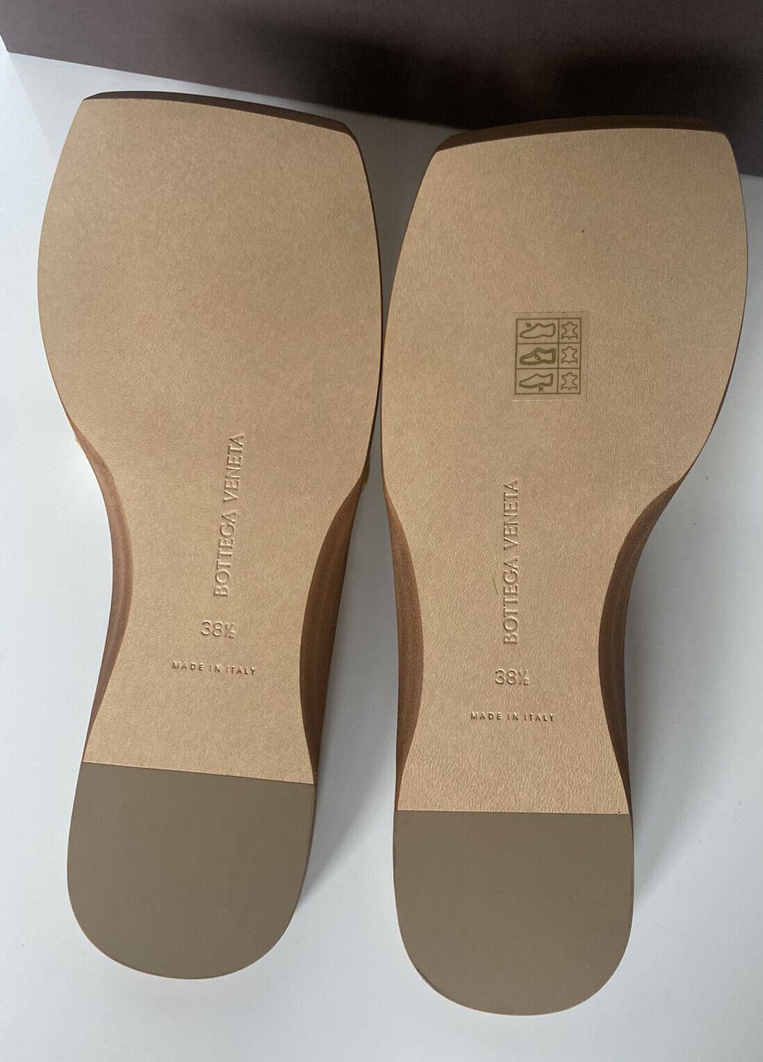 NIB $620 Bottega Veneta Women's Slip-on Leather Gold Sandals 8.5 US 38.5 578409