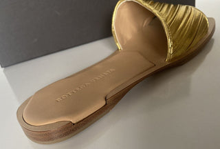 NIB 620 $ Bottega Veneta Damen-Slip-on-Ledersandalen in Gold 9 US (39 Eu) 578409 