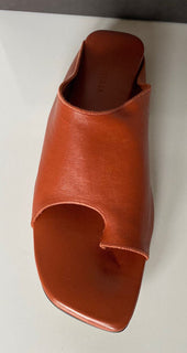 NIB 890 $ Bottega Veneta Damen-Slip-on-Sandalen aus Leder in Orange 7 US 37 618754 