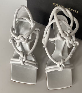 NIB $ 870 Bottega Veneta Leder Napa Dream High Vamp Weiße Schuhe 7 US 592033 