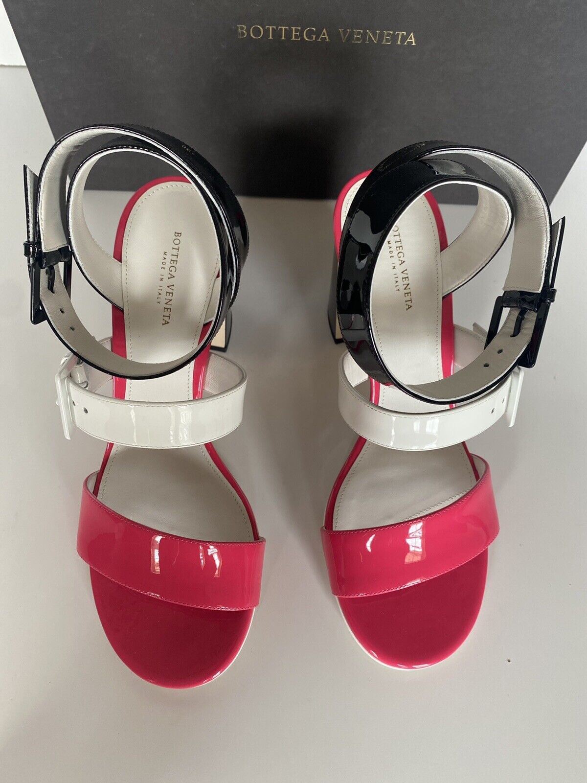 NIB $760 Bottega Veneta Strappy Block-heeled Patent Tricolor Sandals 7 US 565653