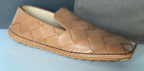 NIB $740 Bottega Veneta Intercciato Leather Driver Caramel Shoes 10 US 578309
