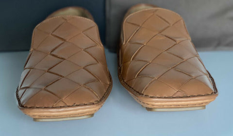 NIB $740 Bottega Veneta Intercciato Leather Driver Caramel Shoes 10 US 578309