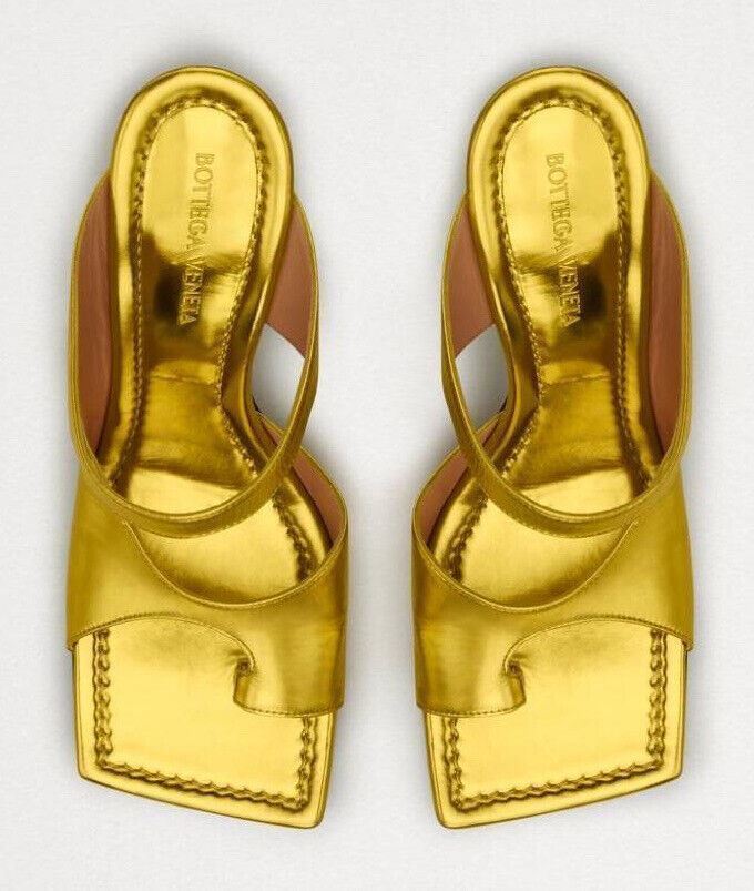 NIB $880 Bottega Veneta Leather Mule Heels Gold Shoes 7 US (37 Euro) 608834