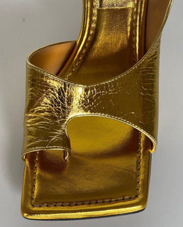 NIB $ 880 Bottega Veneta Leder Mule Heels Gold Schuhe 7 US (37 Euro) 608834 