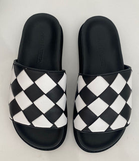 NIB 690 $ Bottega Veneta Herren Intrecciato Sandalen in Schwarz/Weiß 7 US (40) 578264 