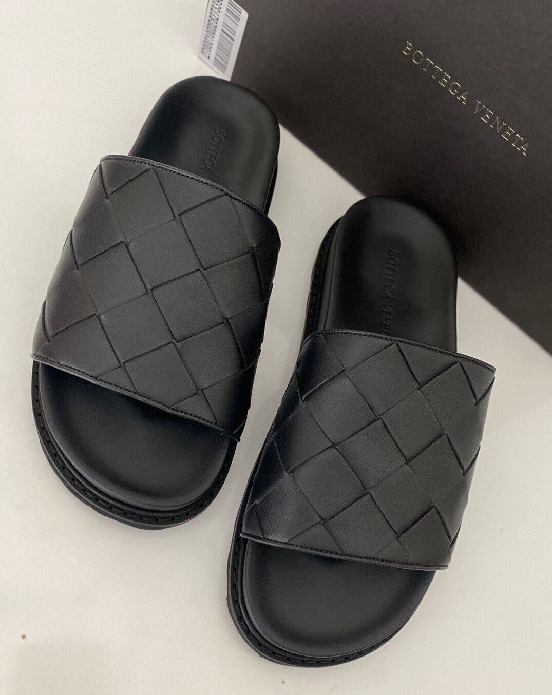 NIB 690 $ Bottega Veneta Herren Intrecciato Schwarze Sandalen 8 US (41) 578264 