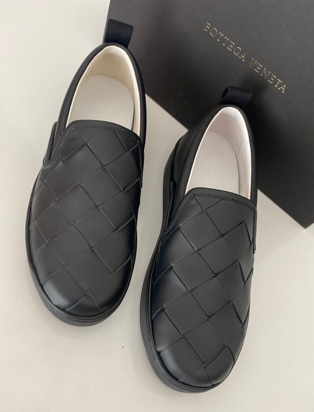 NIB $ 760 Bottega Veneta Intreciato Kalbsleder Schwarze Schuhe 8 US 578303 Italien 