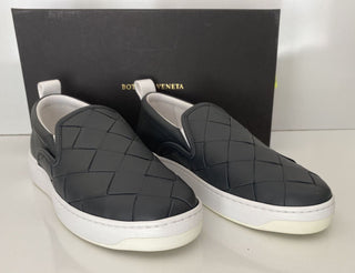 NIB $ 760 Bottega Veneta Intreciato Kalbsleder Graue Schuhe 8 US 578303 Italien 