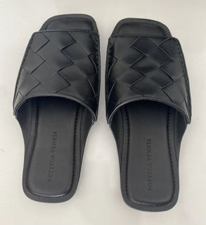 NIB $ 570 Bottega Veneta Herren Douglas Intreciato Ledersandalen 9 US 586304 
