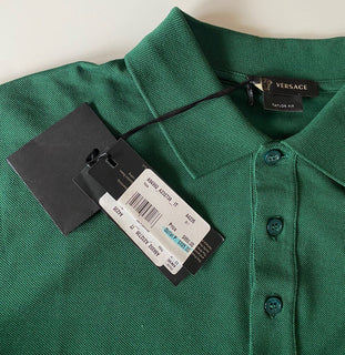 Neu mit Etikett: 650 $ Versace Blau gestreiftes maßgeschneidertes Baumwoll-Poloshirt Medium A84992