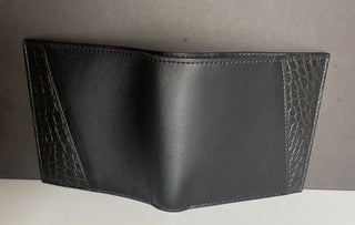 Neu mit Etikett: 750 $ Bottega Veneta Bifold-Geldbörse aus schwarzem Alligatorleder und französischem Leder 583611 