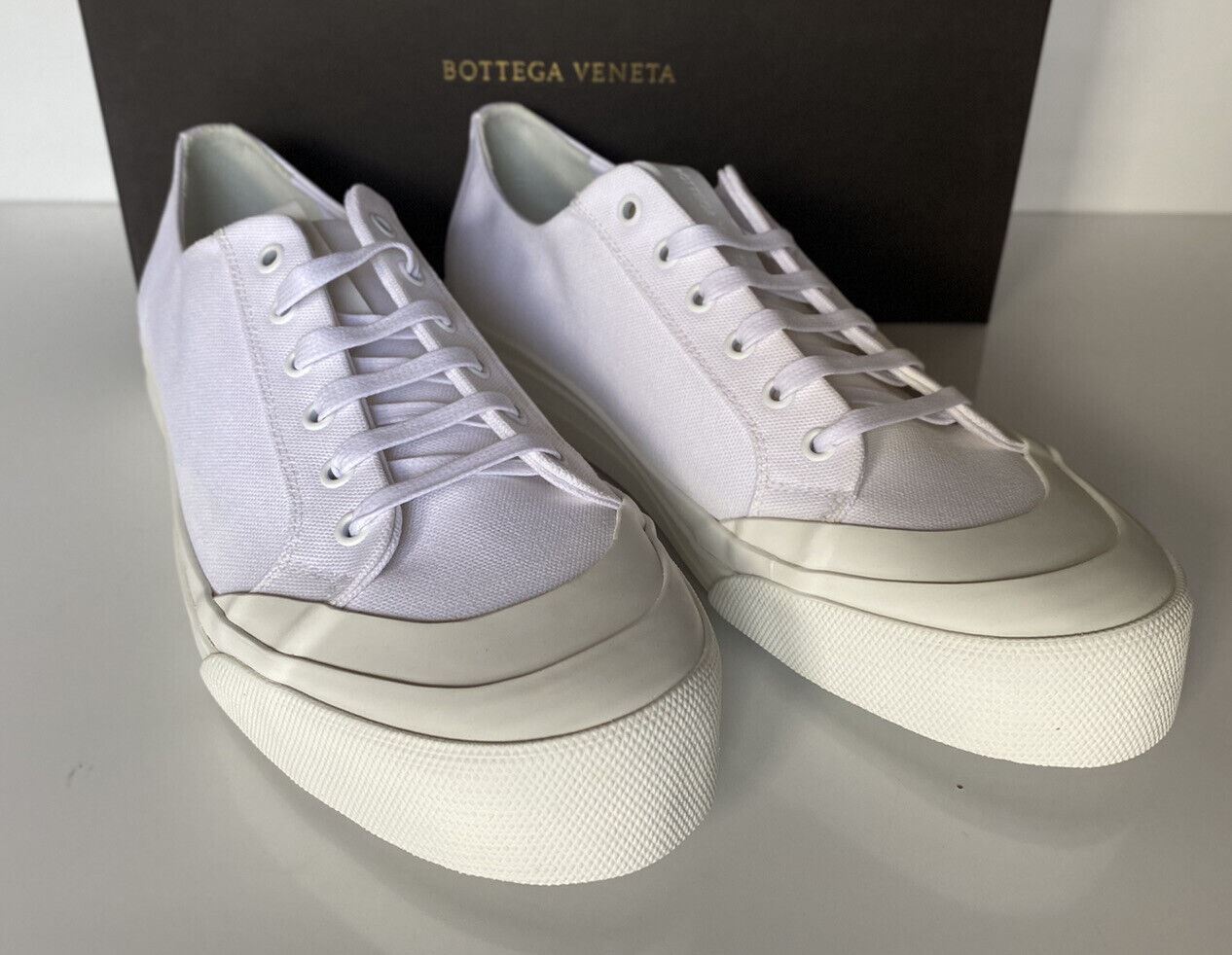 NIB $ 570 Bottega Veneta Herren Speedster Cutton Weiße Turnschuhe 12 US 611183 Spanien 