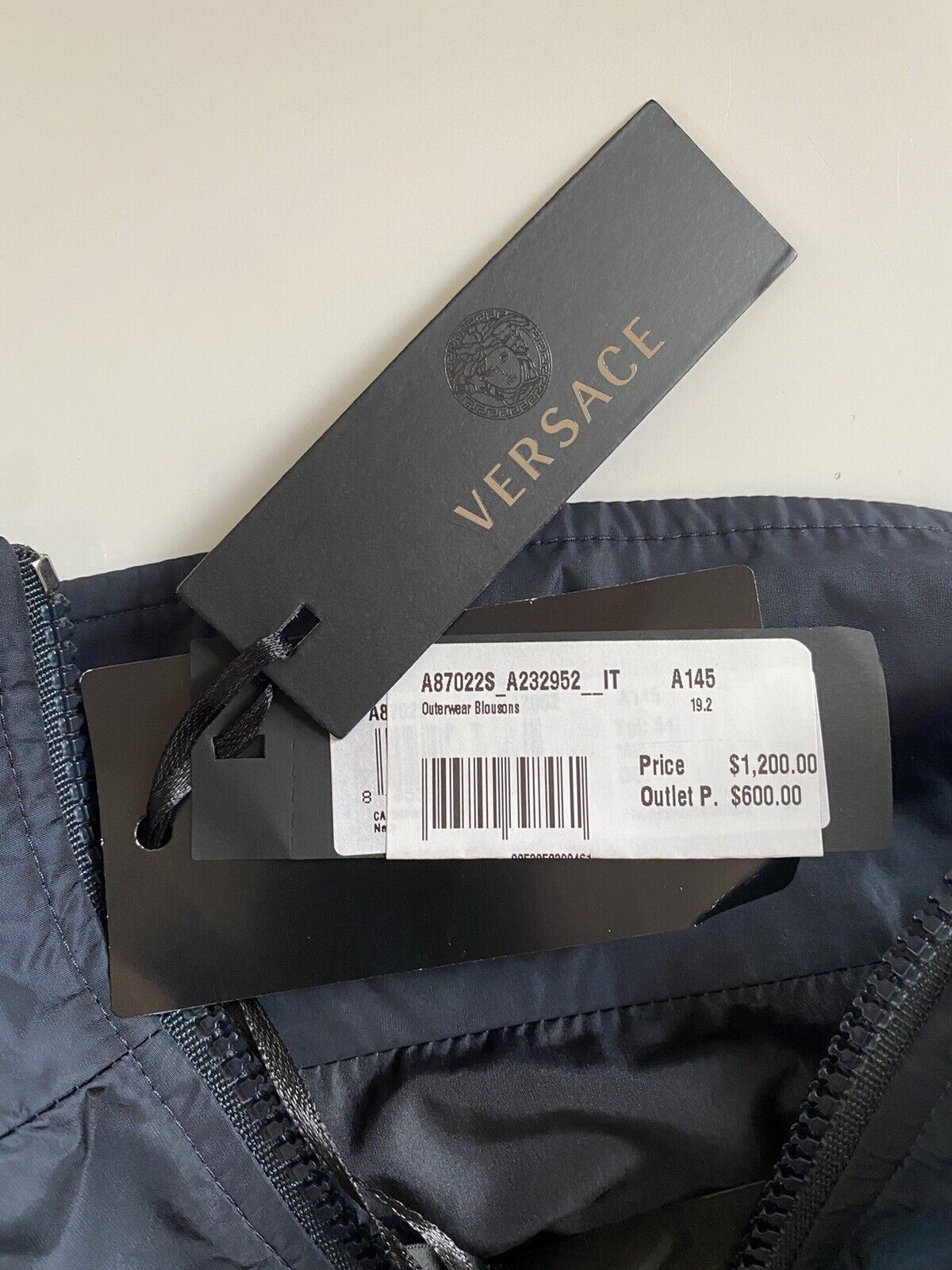 Neu mit Etikett: 1.200 $ Versace Herrenjacke, Windjacke, Blau, 40 US (50 Euro) A87022S Italien 